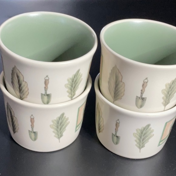 EUC Set Of Four Pfaltzgraff Naturewood Cups / Mugs - Picture 5 of 5